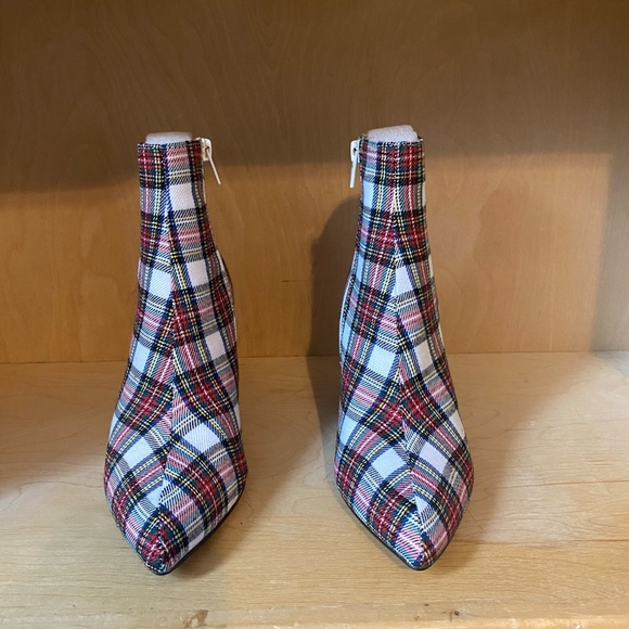 Betsey Johnson Plaid Chunkey Ankle Boots - Picture 2 of 4
